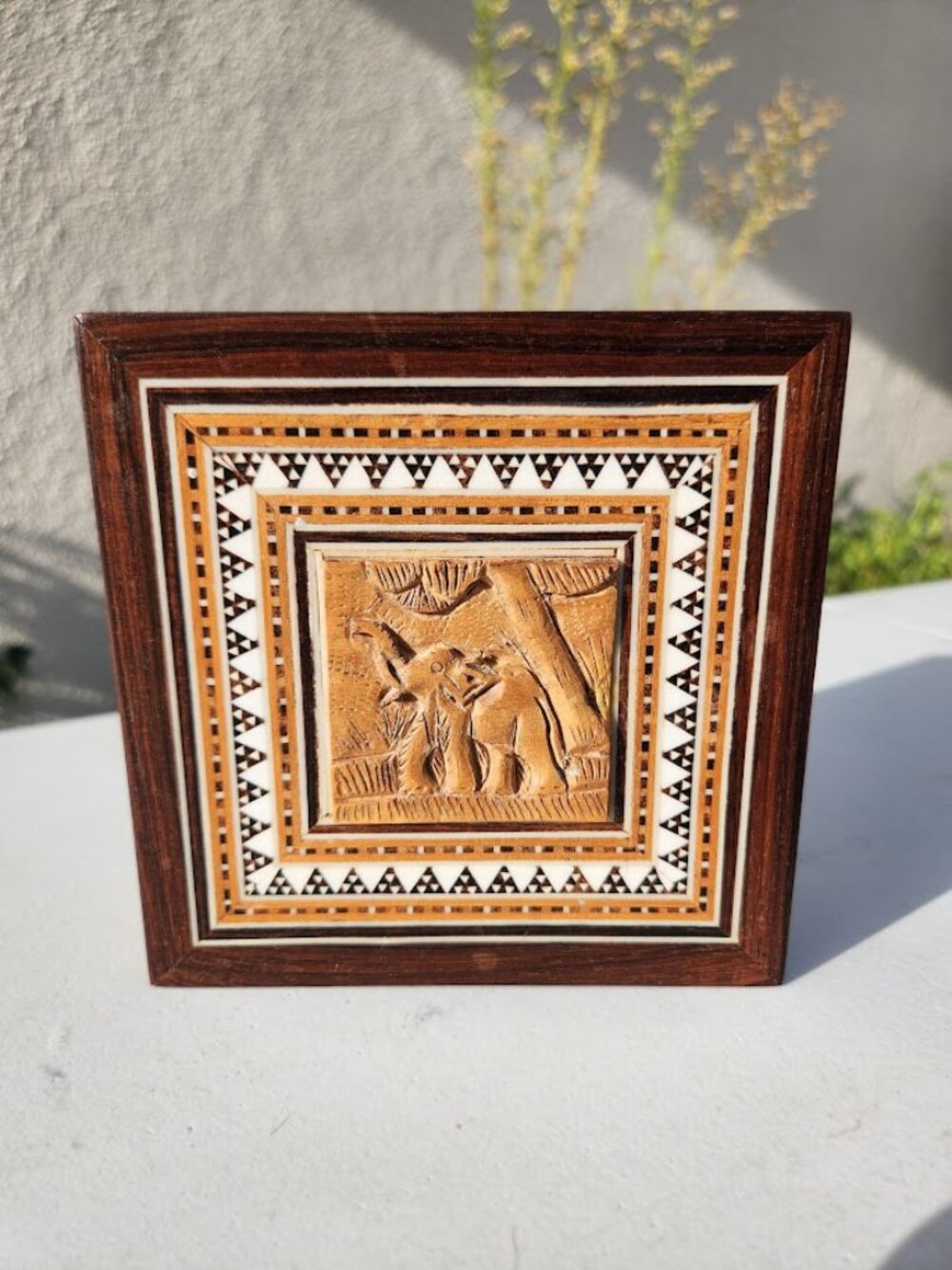 Vintage Hand-Carved Wooden Jewelry Trinket Box Inlay Inlaid Mosaic Elephant Trin